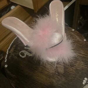 Pleasure fabulous size 7